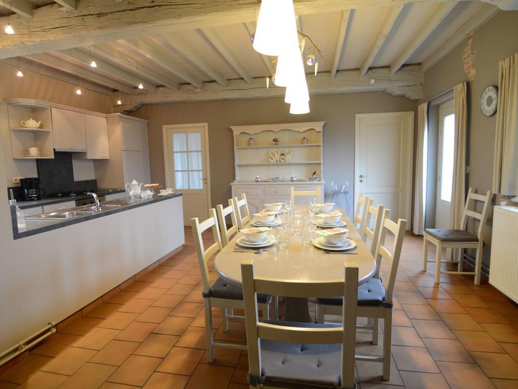 Charming Holiday Home In Zele Near The Forest Dış mekan fotoğraf
